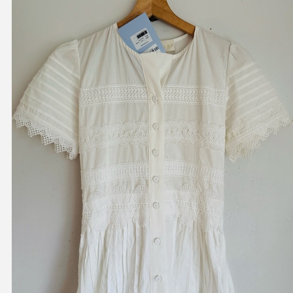 NWT Waimari Camila Lace Embroidered Maxi Dress in Pure White - Picture 10 of 13